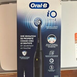 Oral-B iO Series 2 Electric Toothbrush - Black